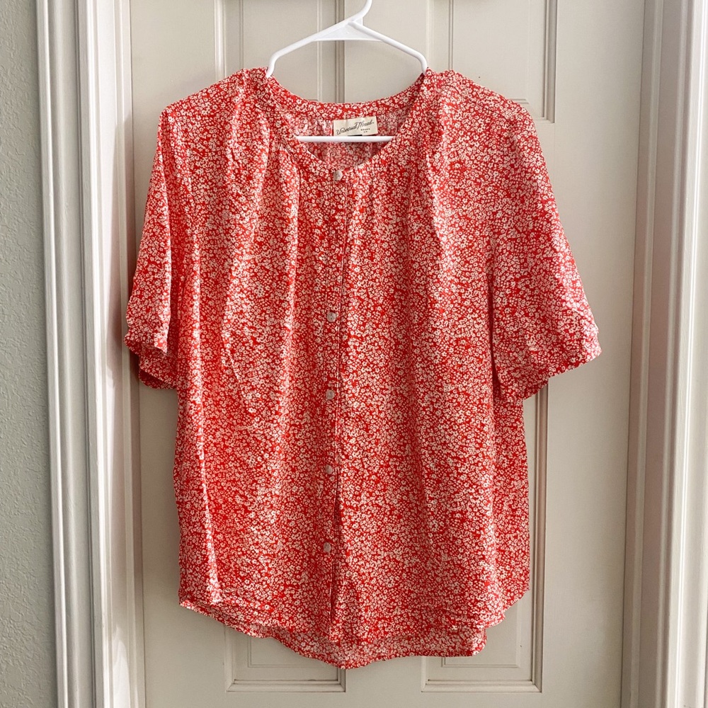 Coral/ floral blouse